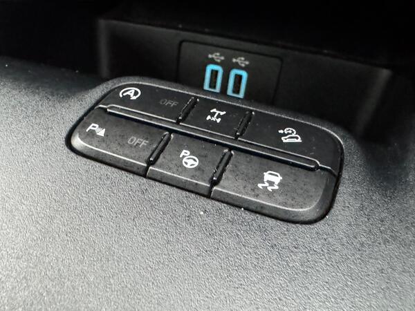 Ford Ranger 2.0 EcoBlue Wildtrak Auto 4WD Euro 6 (s/s) 4dr at 24th