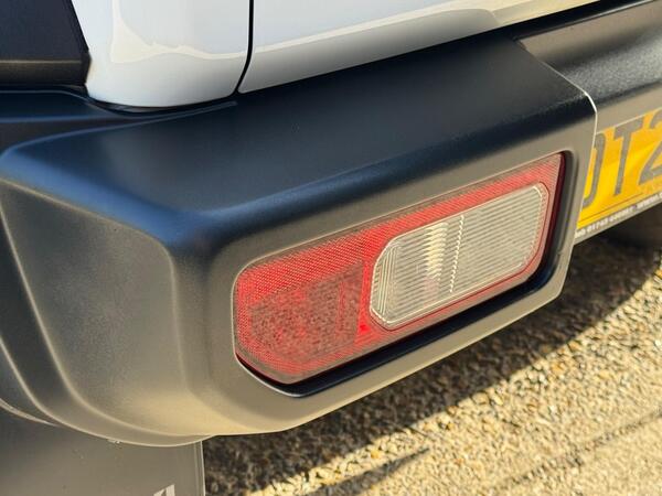 Suzuki Jimny 1.5 LCV ALLGRIP Euro 6 3dr at 42th