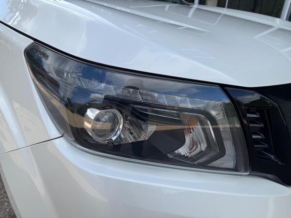 Nissan Navara 2.3 dCi N-Guard Auto 4WD Euro 6 4dr at 48th