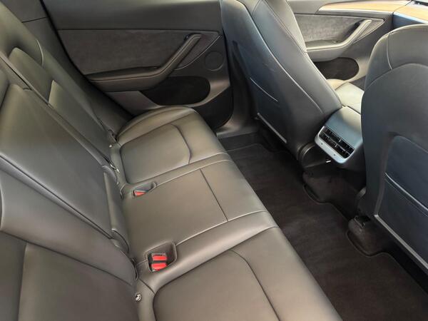 Tesla Model Y (Dual Motor) Long Range Auto 4WDE 5dr