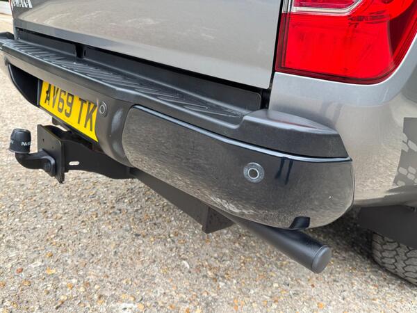 Nissan Navara 2.3 dCi N-Guard Auto 4WD Euro 6 4dr at 48th