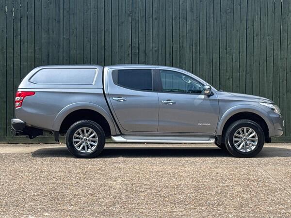 Mitsubishi L200 2.4 DI-D DC Warrior Auto 4WD Euro 6 4dr