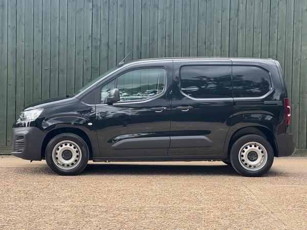 Citroen Berlingo 1.5 BlueHDi 1000 Enterprise Edition M SWB Euro 6 (s/s) 5dr at 4th