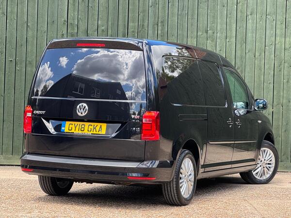 Volkswagen Caddy Maxi 2.0 TDI C20 BlueMotion Tech Highline LWB Euro 6 (s/s) 6dr at 3th