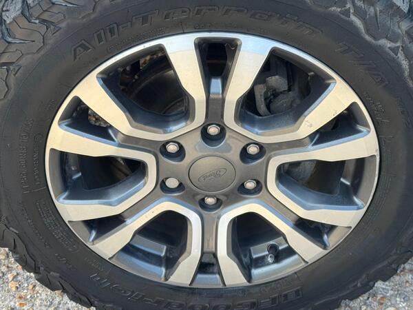 Ford Ranger 3.2 TDCi Wildtrak Auto 4WD Euro 6 (s/s) 4dr at 30th