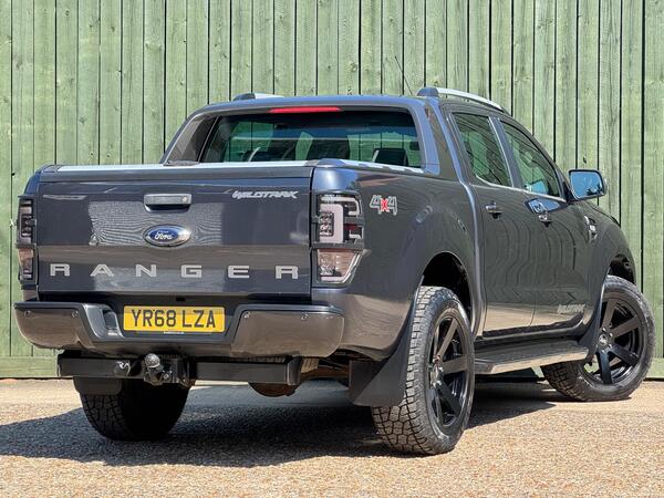 Ford Ranger 3.2 TDCi Wildtrak Auto 4WD Euro 5 4dr at 19th