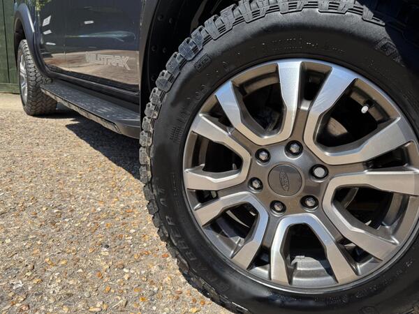 Ford Ranger 3.2 TDCi Wildtrak Auto 4WD Euro 5 4dr