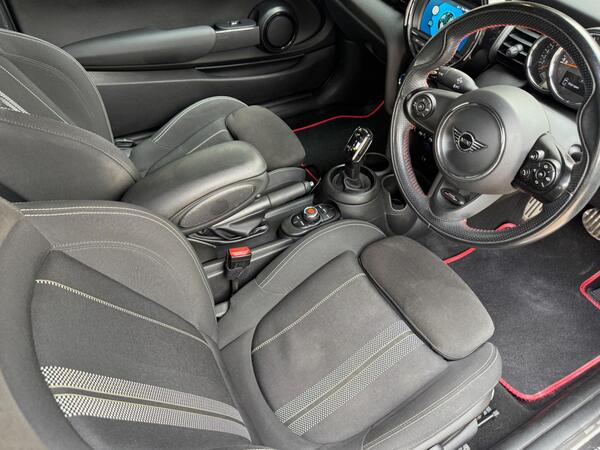 MINI Hatch 1.5 Cooper Sport Steptronic Euro 6 (s/s) 3dr