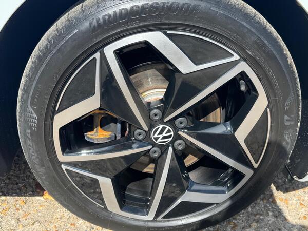 Volkswagen ID.3 Pro S 77kWh Tour Auto 5dr at 32th