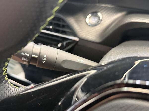 Peugeot E-2008 50kWh GT Premium Auto 5dr (7kW Charger)