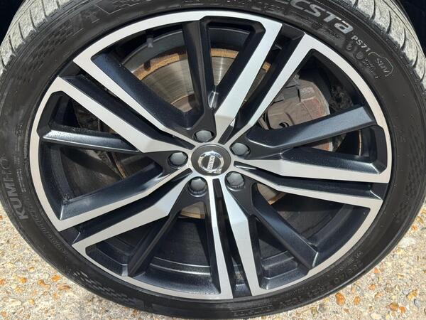Volvo XC60 2.0 D5 PowerPulse R-Design Pro Auto AWD Euro 6 (s/s) 5dr