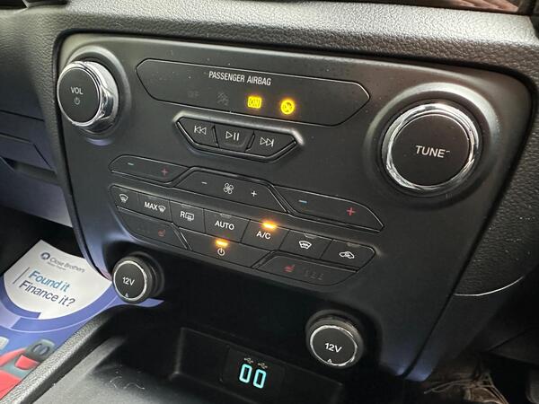 Ford Ranger 2.0 EcoBlue Stormtrak Pickup Double Cab 4dr Diesel Auto 4WD Euro 6 (s/s) (213 ps)