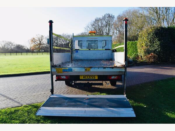 2022(22) Ford Transit Chassis Cab 350 Dropside HD Leader RWD L4 Euro 6