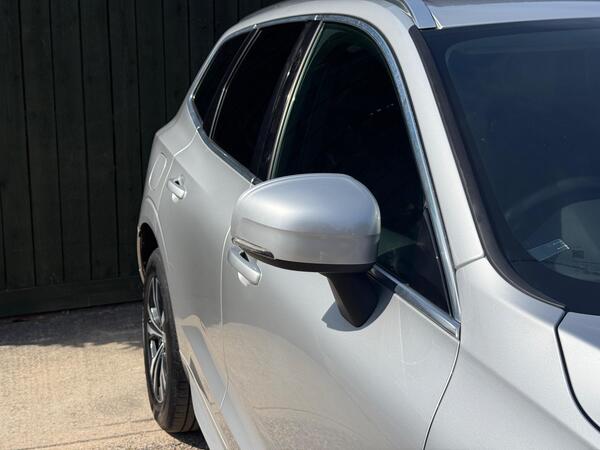 Volvo XC60 2.0 D4 Momentum Auto Euro 6 (s/s) 5dr at 34th