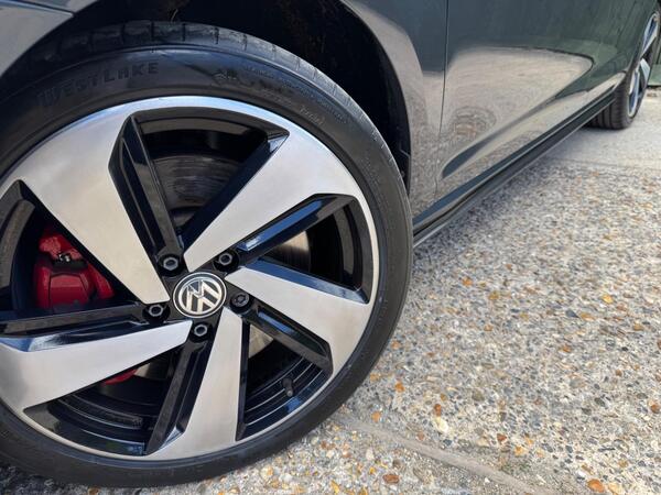 Volkswagen Golf 2.0 TSI GTI Performance DSG Euro 6 (s/s) 5dr at 46th