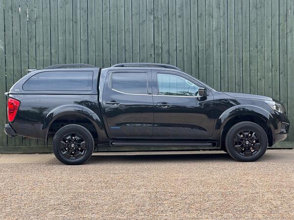 Nissan Navara 2.3 dCi N-Guard Auto 4WD Euro 6 4dr at 17th