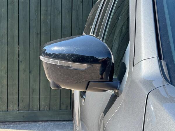 Nissan Navara 2.3 dCi N-Guard Auto 4WD Euro 6 4dr at 46th