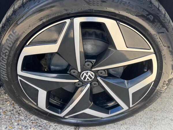 Volkswagen ID.3 Pro S 77kWh Tour Auto 5dr at 30th