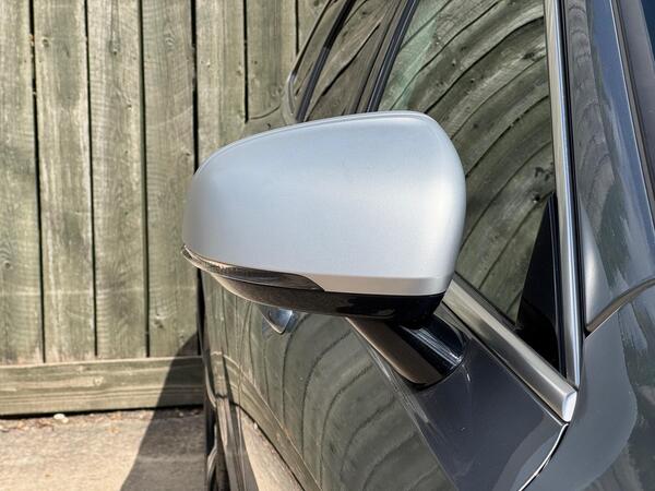 Volvo V90 2.0 D4 R-Design Auto Euro 6 (s/s) 5dr at 28th