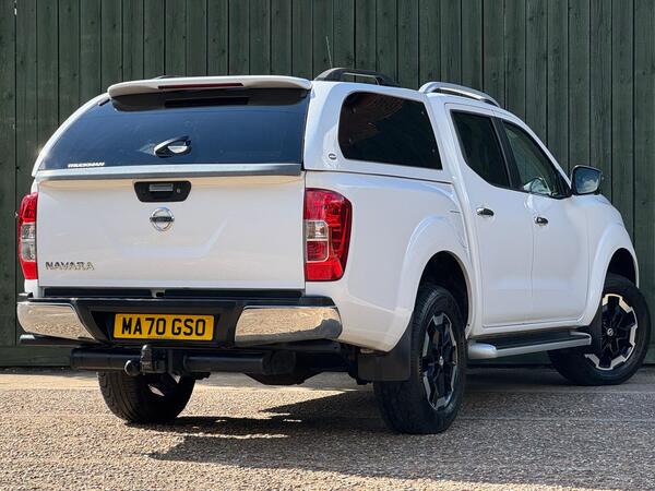Nissan Navara 2.3 dCi Tekna Auto 4WD Euro 6 4dr at 17th