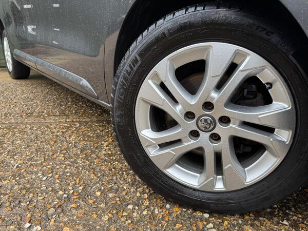 Vauxhall Vivaro 2.0 Turbo D 3100 Prime Auto L1 H1 Euro 6 (s/s) 6dr