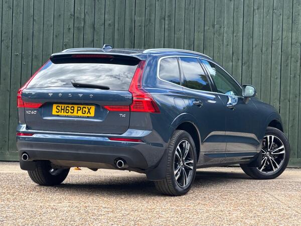 Volvo XC60 2.0 T4 Edition Auto Euro 6 (s/s) 5dr at 22th