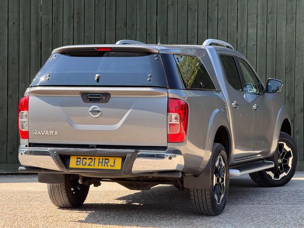 Nissan Navara 2.3 dCi Tekna Auto 4WD Euro 6 4dr at 22th