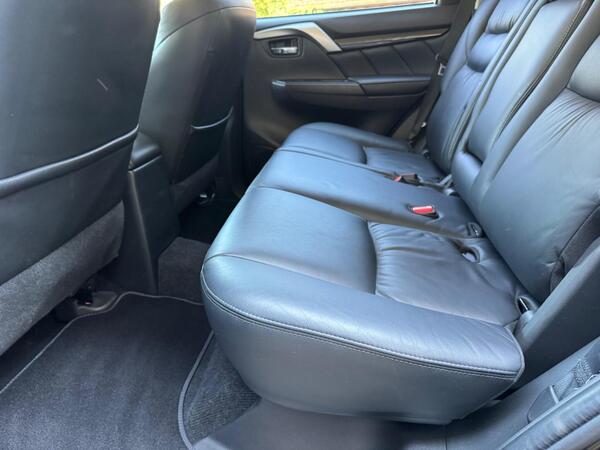 Mitsubishi Shogun Sport 2.4D 4 Auto 4WD Euro 6 5dr at 18th