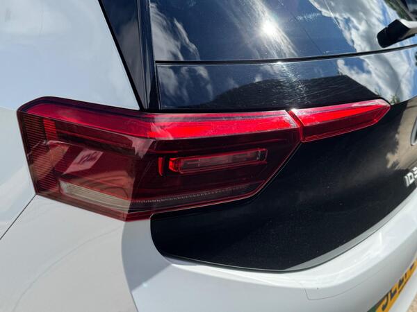 Volkswagen ID.3 Pro S 77kWh Tour Auto 5dr at 42th