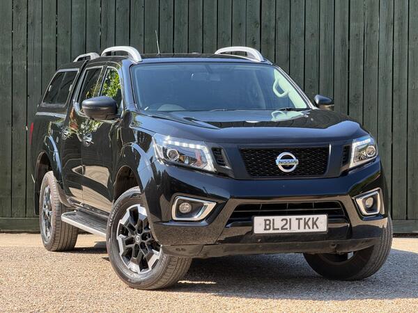 Nissan Navara 2.3 dCi Tekna 4WD Euro 6 (s/s) 4dr at 0th