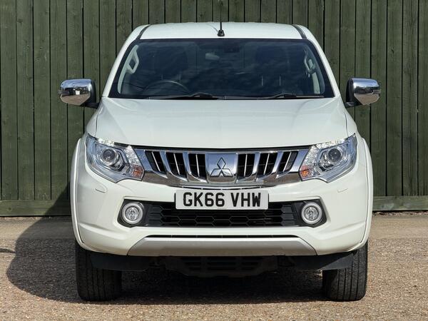 Mitsubishi L200 2.4 DI-D DC Warrior 4WD Euro 6 4dr at 5th
