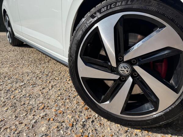 Volkswagen Polo 2.0 TSI GTI DSG Euro 6 (s/s) 5dr at 38th