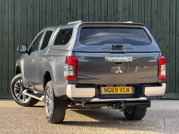 Mitsubishi L200 2.2 DI-D DC Barbarian X Auto 4WD Euro 6 (s/s) 4dr at 14th