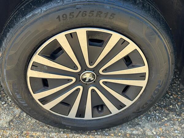 Peugeot Partner 1.6 BlueHDi 651 Professional L1 5dr
