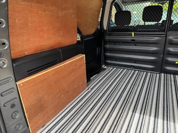 Peugeot Partner 1.6 BlueHDi 651 Professional L1 5dr