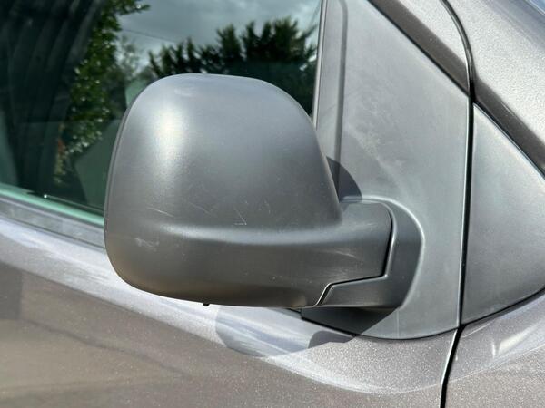Citroen Dispatch 1.5 BlueHDi 1000 Enterprise Pro M FWD 2 Euro 6 (s/s) 6dr at 36th