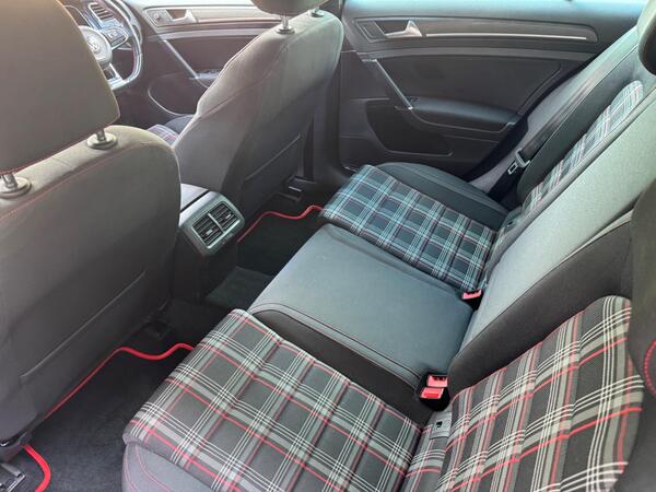 Volkswagen Golf 2.0 TSI GTI Performance DSG Euro 6 (s/s) 5dr at 12th