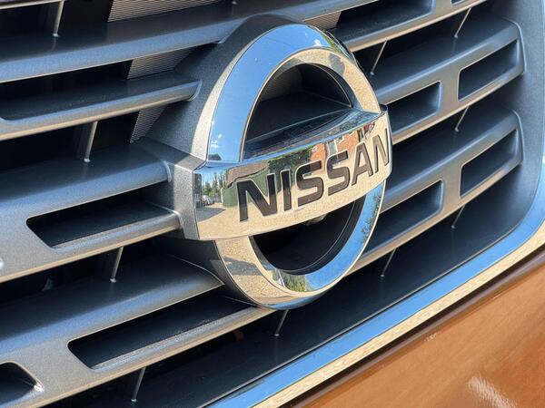 Nissan Navara 2.3 dCi Tekna Auto 4WD Euro 6 4dr at 43th