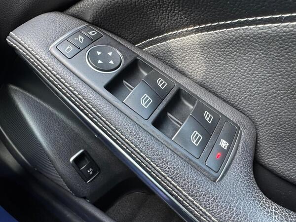 Mercedes-Benz GLA 1.6 GLA200 Sport (Premium) 7G-DCT Euro 6 (s/s) 5dr