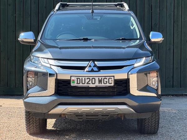 Mitsubishi L200 2.2 DI-D DC Warrior 4WD Euro 6 (s/s) 4dr