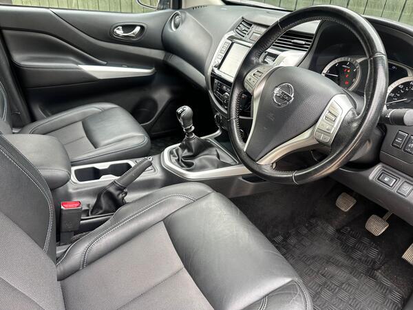 Nissan Navara 2.3 dCi N-Guard 4WD Euro 6 (s/s) 4dr at 4th