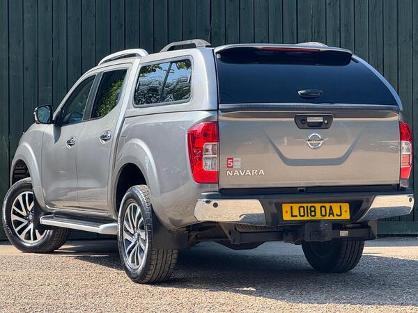 Nissan Navara 2.3 dCi Tekna Auto 4WD Euro 6 4dr