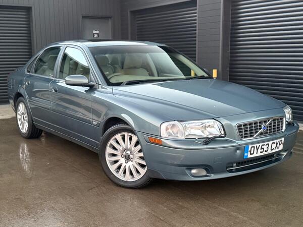 Volvo S80 2.4 SE 4dr - Image 1