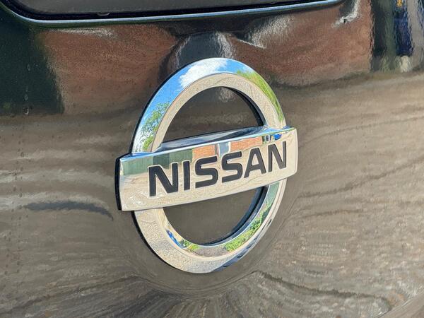 Nissan Navara 2.3 dCi N-Guard 4WD Euro 6 (s/s) 4dr at 46th
