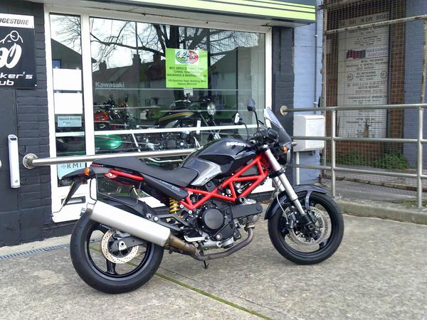 Ducati 695 2024 monster 2008