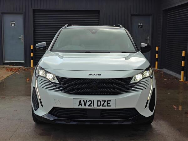 Peugeot 3008 1.6 13.2kWh GT e-EAT 4WD Euro 6 (s/s) 5dr - Image 3