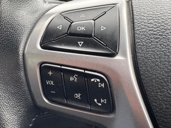 Ford Ranger 2.2 TDCi Limited Durashift 4WD Euro 5 4dr at 35th