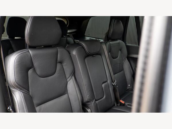 VOLVO XC90 R-DESIGN B5 MHEV AWD AUTO - Image 25