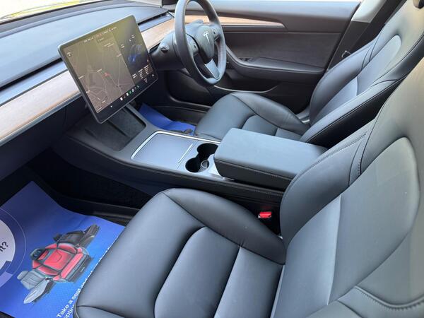 Tesla Model 3 (Dual Motor) Long Range Auto 4WDE 4dr