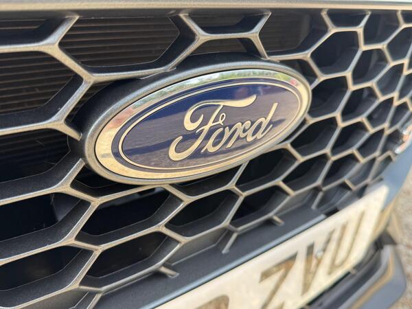 Ford Fiesta 1.5T EcoBoost ST-3 Euro 6 (s/s) 5dr at 40th